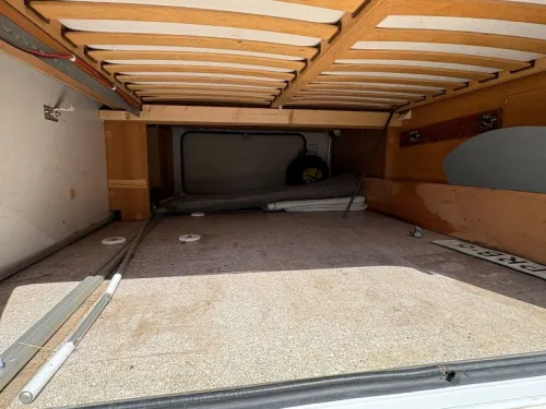 Knaus Travel-Liner 708 Festbett, Hubbett, 130 PS Foto: 8