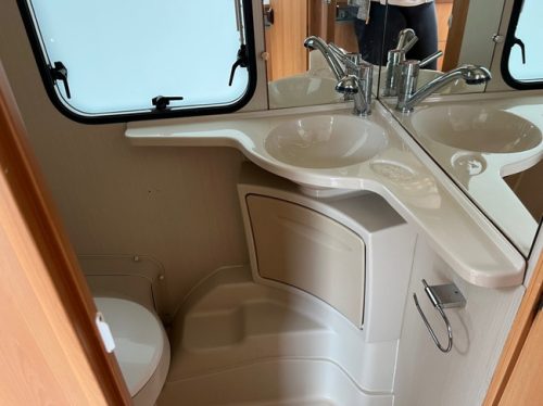 Caravelair 450 Ambiance Style Einzelbetten, Rundsitzgruppe, Rangierhilfe, leicht Foto: 5