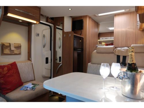 Carado T447 | Enkele bedden + Hefbed | Navi / Camera | Schotel | Zonnepaneel Carado T447 EURO6 | Enkele bedden + Hefbed | NAVI | Lichtm foto: 7