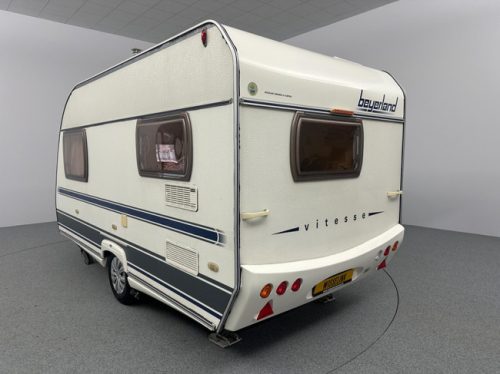 Beyerland Vitesse 400-2 LX photo: 2