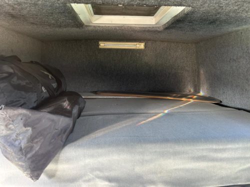 Ford TRANSIT 80D ORIGINAL FACTORY CAMPER VAN 4 SLEEPING PLACES | Towbar | Awning | Inverter photo: 19