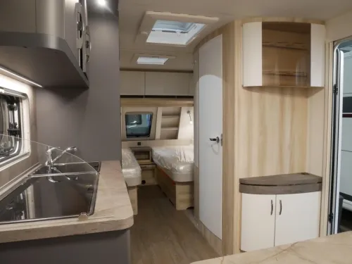 Hobby De Luxe 540 UL JETZT BEI VAN EIJK CARAVANS! Foto: 5
