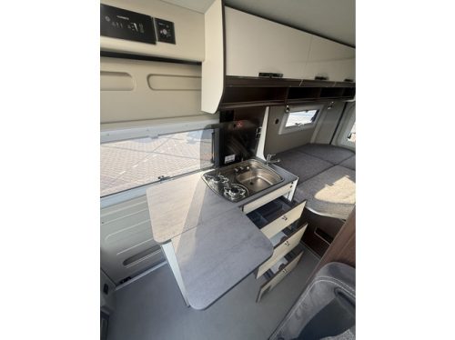 P&ouml;ssl Summit Prime 540 skyroof 9 speed automatic Euro 6 transverse bed navi camera remis plisse flyscreen bicycle rack alloy wheels climate ctr cruise ctr photo: 16