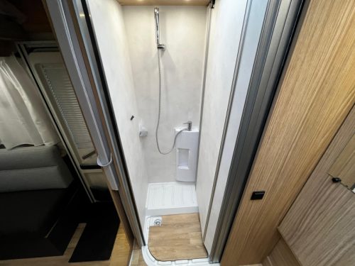 Pilote P 620 D Motorhome, 6.20M long photo: 10