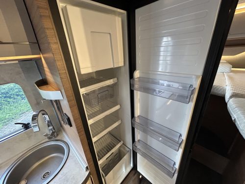 Knaus Van Wave 640 MEG 180 PK/Airco230/ Trekhaak  foto: 16