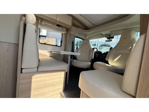 LMC Cruiser V 646 G 70jr Jubileum-Autom-NAVI  photo: 17