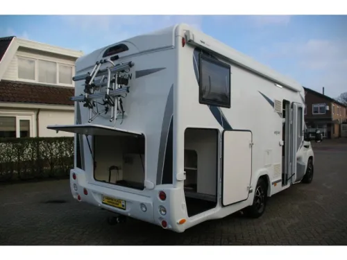 Chausson Welcome 747 GA Single beds, Pop-top roof. photo: 7