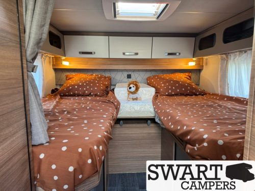 Weinsberg CaraCompact MB 640 MEG Edition [pepper], Automatic 150 hp Single beds photo: 19