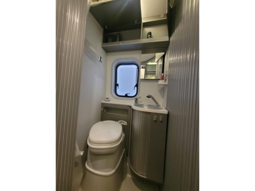 Adria Twin Plus 640 SLX L&auml;ngsbetten Foto: 19