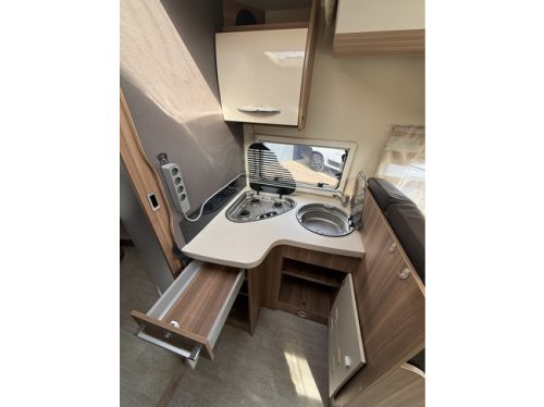 Chausson Flash 718 EB French bed+pop-top roof bicycle rack solar panel electric dish tv mosquito net remis plisse photo: 13