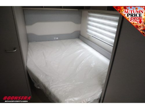 B&uuml;rstner Averso Harmony 465 TS **NEW/NEU** LMV French bed Shower photo: 15