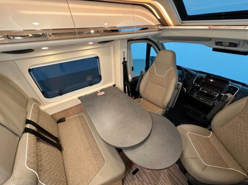 Malibu Van First Class Two Rooms 640 LE RB Charming GT Skyview Foto: 6