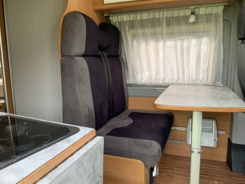 P&ouml;ssl  640  160 PS  Kastenwagen , Einzelbetten, Motor-Klimaanlage, Fahrradtr&auml;ger wegdrehbar f&uuml;r zwei E-Bikes  , Bj.2010 Marum Camper centrum on the road Foto: 6