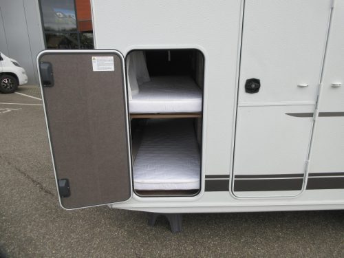 Dethleffs C'Joy 480 QLK FAMILIENWOHNWAGEN, VORZELT  Foto: 16