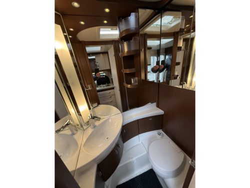 Hobby Prestige 495 UL 2 BETTEN RANGIERHILFE VORZELT  Foto: 11