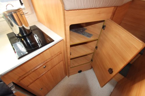 Konings Pathfinder P2012 photo: 13