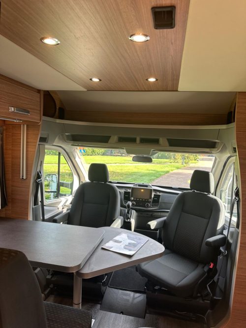 Weinsberg Carasuite 650 MEG Foto: 9