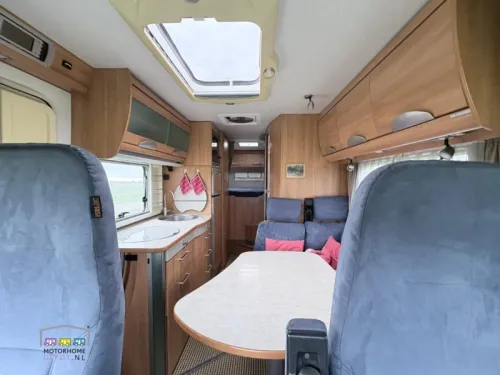 Hymer B614  foto: 4