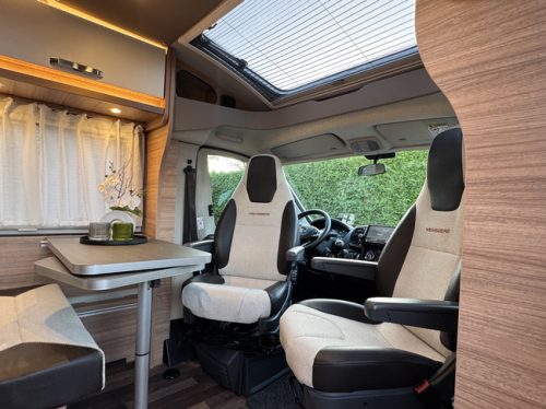 Weinsberg CaraCompact Pepper Edition 600 MEG 140 hp Euro 6 Fiat Ducato 8 **Single beds/Bike rack/Lithium/Inverter/2x Smart TV/Navi/C photo: 7