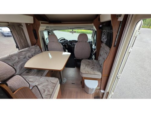 Eura Mobil Profila T 660 EB single beds photo: 7