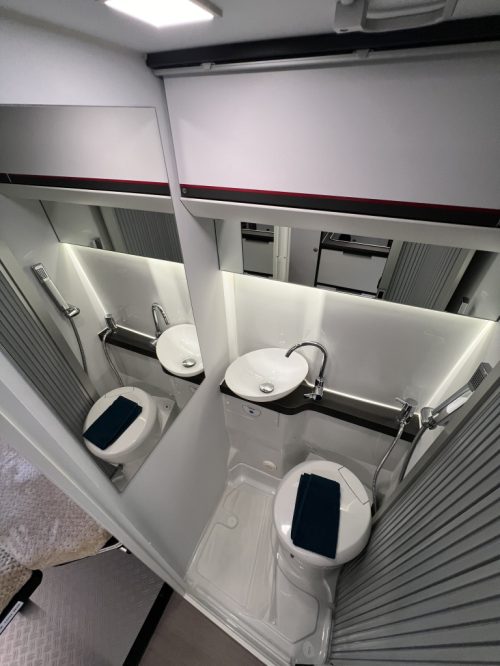 Adria Twin 640 SG SPORTS 9T AUTOMAAT ENKELE BEDDEN+HEFDAK  foto: 9