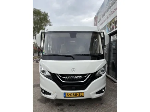 Hymer B ML I 790 Mercedes + Queensbett Foto: 1