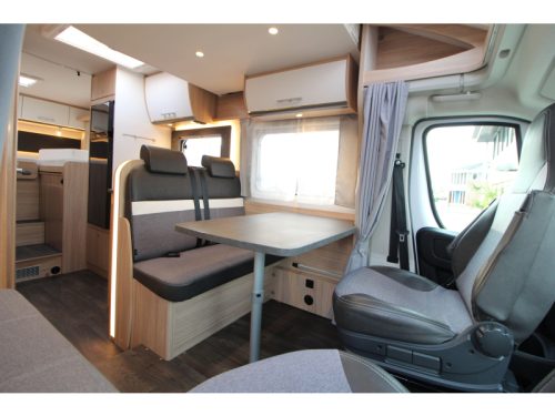 Sunlight T67 Single beds + Pop-top roof  photo: 14
