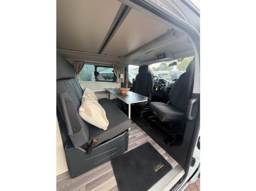 Westfalia Ford Nugget Hochdach Kastenwagen Klimaanlage Tempomat 4 Schlafpl&auml;tze 2x Solarpanel K&uuml;che Anh&auml;ngerkupplung LM 18 Zoll Foto: 20