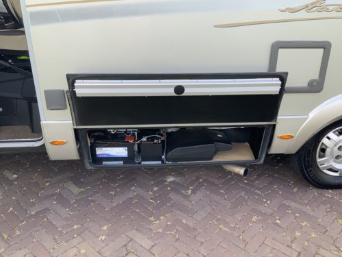 Hymer B 514 SL Star-Edition, AUTOMATIC, Integral, Engine air conditioning, Air suspension, Alko-Max-chassis, Transverse bed & pull-down bed Marum Camper centrum on the road photo: 33
