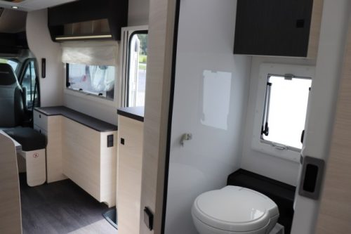 Nahezu neuer Exklusive Line 660 Chausson AUTOMATIK Doppelt&uuml;r Artic Pack (70 Foto: 57