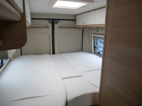 Roadcar (P&ouml;ssl) R640, 6.40 Meter Camper Van, Single Beds photo: 18