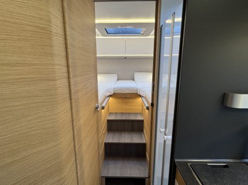 Adria Sonic 700 SL Plus 180 hp AUTOMATIC 9-Speed Euro6 Fiat Ducato 8 Maxi **Single beds/4 seats/4+1 berths/4400 kg/Solar photo: 15