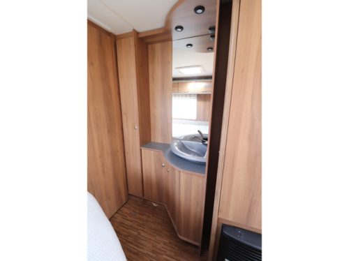 B&uuml;rstner Averso 495 TK Bunk bed / Awning photo: 6