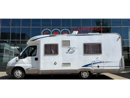 B&uuml;rstner Solano T 700 Single Beds, Top Layout photo: 6