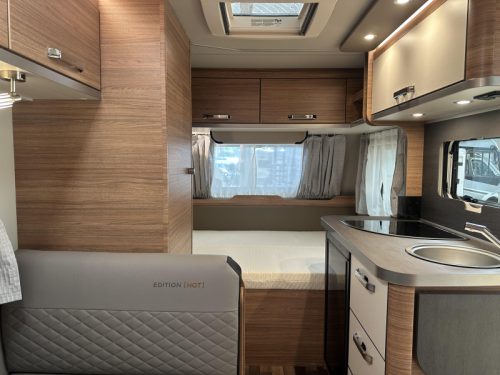 Weinsberg CaraOne Edition HOT 390 QD Vorzelt | Ex-Mietfahrzeug Foto: 18