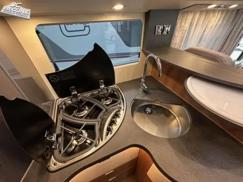 Carthago C2-Tourer 145 RB -LE COMFORT Foto: 9