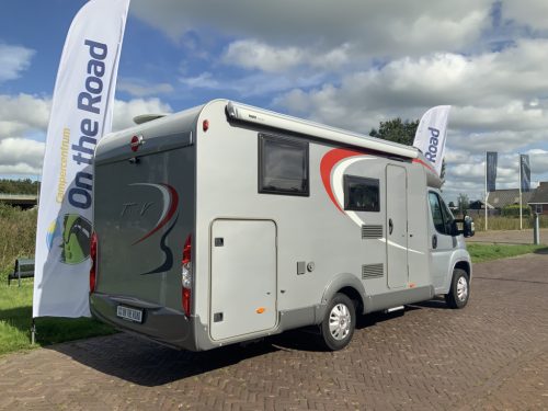 B&uuml;rstner Travel Van 2.3 MultiJ. 130 PK Teilintegriert. Motor-Klimaanlage, Garage, 2 L&auml;ngsbetten, L&auml;nge 6,70 m., usw. Bj 2013 &bdquo;Ihr Wohnmobil-Verkaufsvermittler Wohnmobil Zentrum on the road Foto: 34