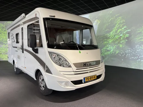 Hymer Exsis-I 474 solar panel / bearlock photo: 1
