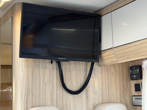 Hymer Exsis-T 588 LENGTH BEDS-AIR SUSPENSION photo: 20