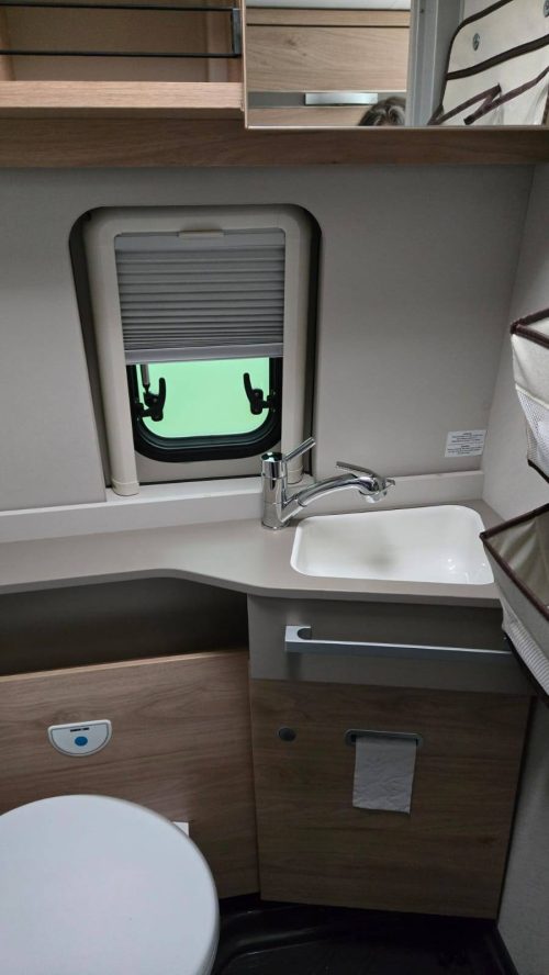 Foto de Peugeot Dethleffs Globetrotter 600/ 140 PS: 11