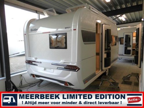 Hobby De Luxe 460 SFF 5749,=DISCOUNT+MOVER+THULE photo: 1