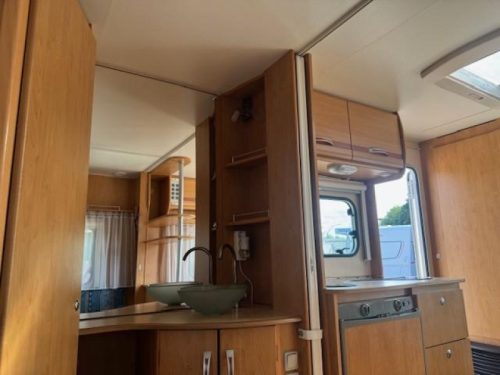 Caravelair Ambiance Style 420 mover awning bike rack photo: 10