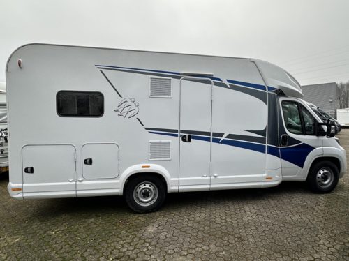 Knaus L!ve Wave 650 MF 180HP-AUTOMATIC-694CM photo: 5
