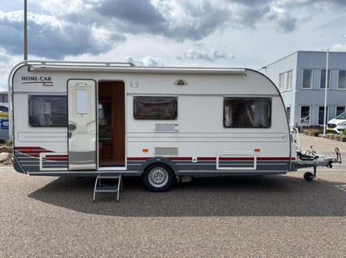 HOME-CAR 526h Racer 470 UE | 2 Single beds | Fully automatic mover | Bicycle carrier | Cassette awning | 3-Burner gas stove photo: 4