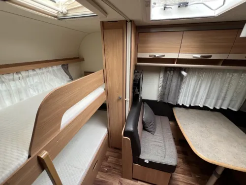 Knaus Sudwind 500 FDK Unico Markise, Fliegenschutzt&uuml;r, Foto: 4
