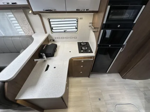 Frankia Platin I 8400 PLUS Mercedes Round sofa 190HP photo: 10