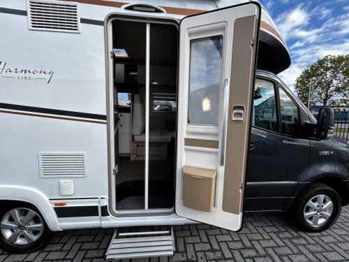 B&uuml;rstner Lyseo M Harmony Line 660 Fransbed/Automat/2020!  Foto: 6