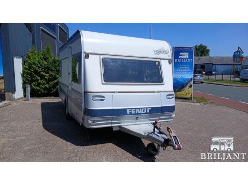 Fendt Saphir 470 caravan.. French bed/round seating photo: 1