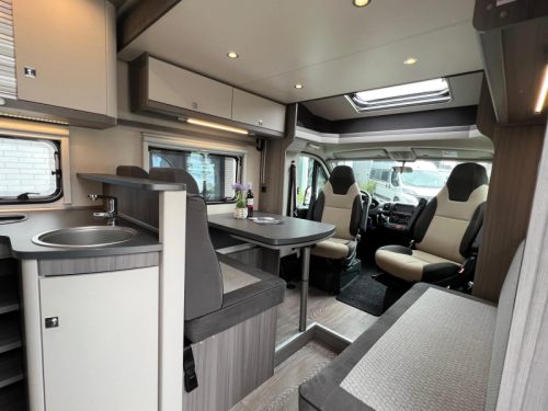 Hobby Optima Ontour 65 HFL French bed, air conditioning, pull-down bed photo: 1