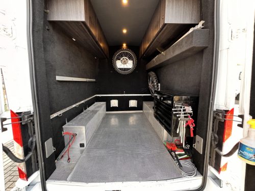Ford Transit GB 350 L3h2 Tdci 170hp AW photo: 2